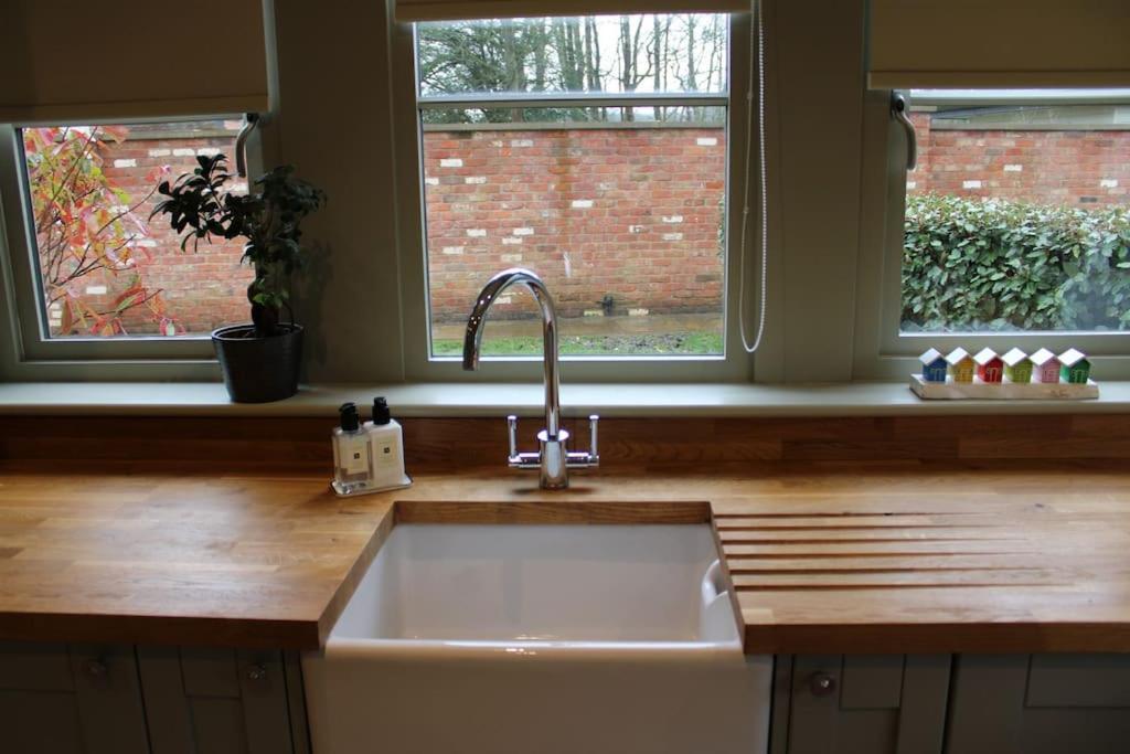 Woodland Retreat In Lytham. Villa Lytham St Annes Exterior foto